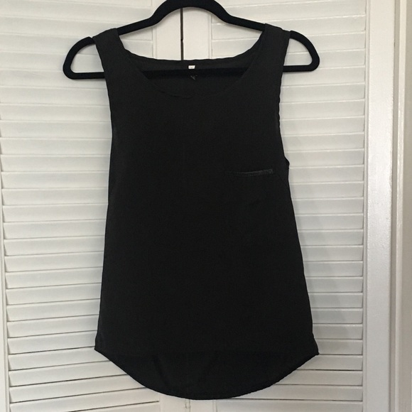 Meiling Fashion Black Tank Top With Pocket - Picture 1 of 3